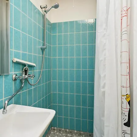 Feriehus 2 Bedroom Amazing In